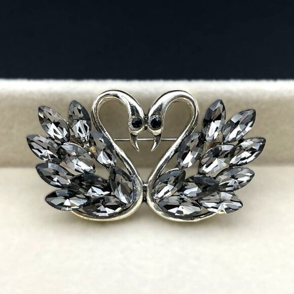 Silver with Gray and Black Onyx Crystal Kissing Swan Duo Pin Back Brooch - Picture 3 of 7